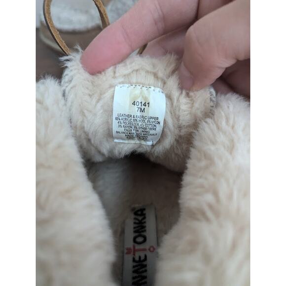 Minnetonka Womens Torrey Tan Knit Bootie Slippers Shoes 7M - Picture 9 of 10